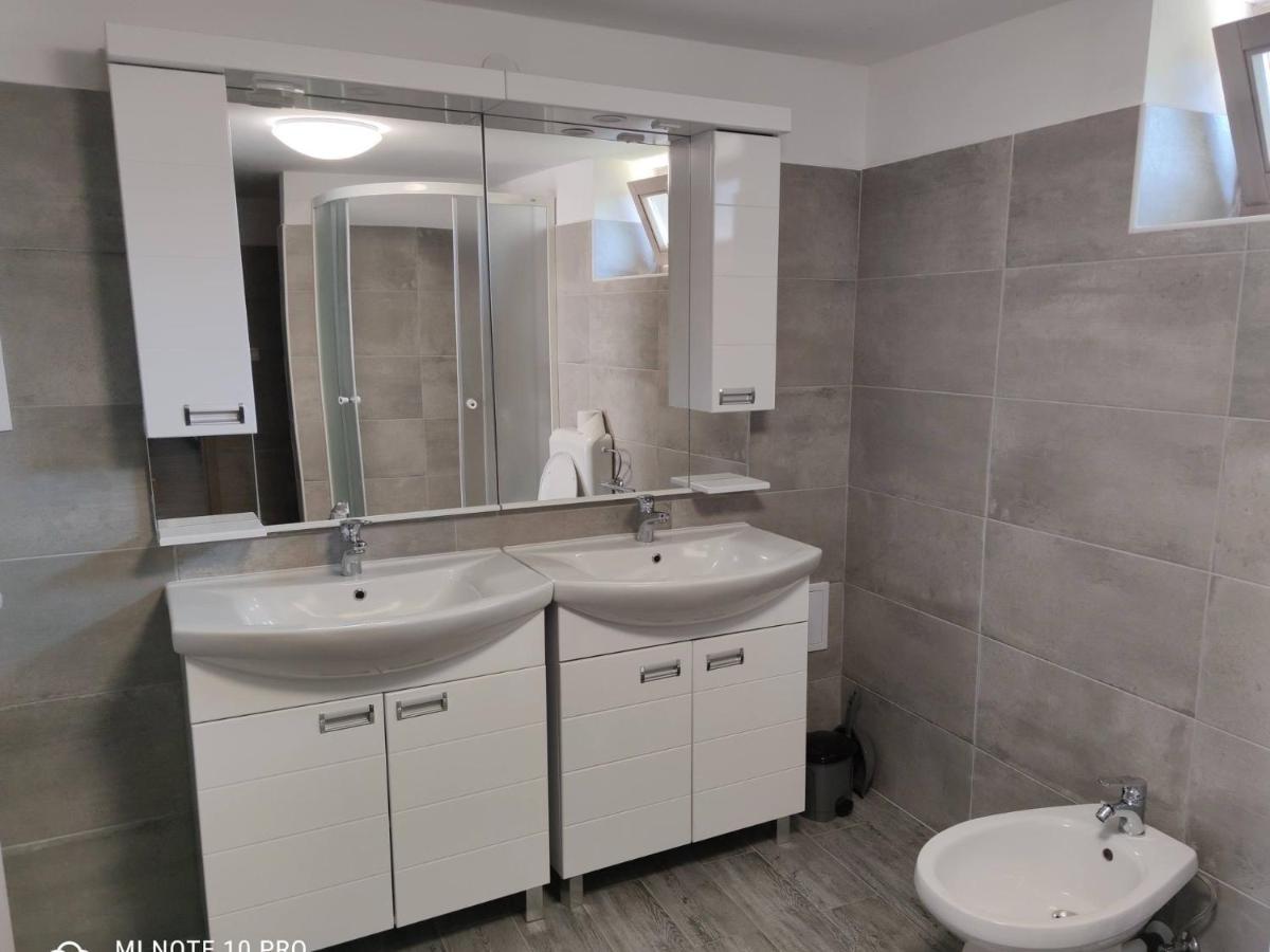 Das Blaue Haus Guesthouse - Kovacshida Екстериор снимка